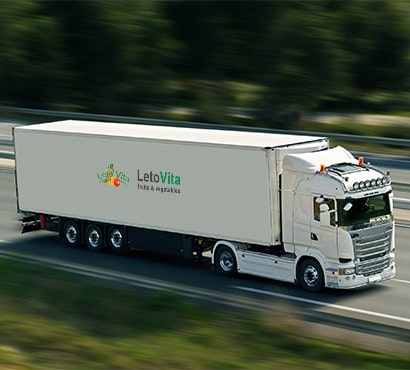 Transporting fruits and vegetables in refrigerated trucks